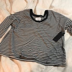 NWT VETTA The Long Sleeve Convertible Tee in black and white stripe Size XS